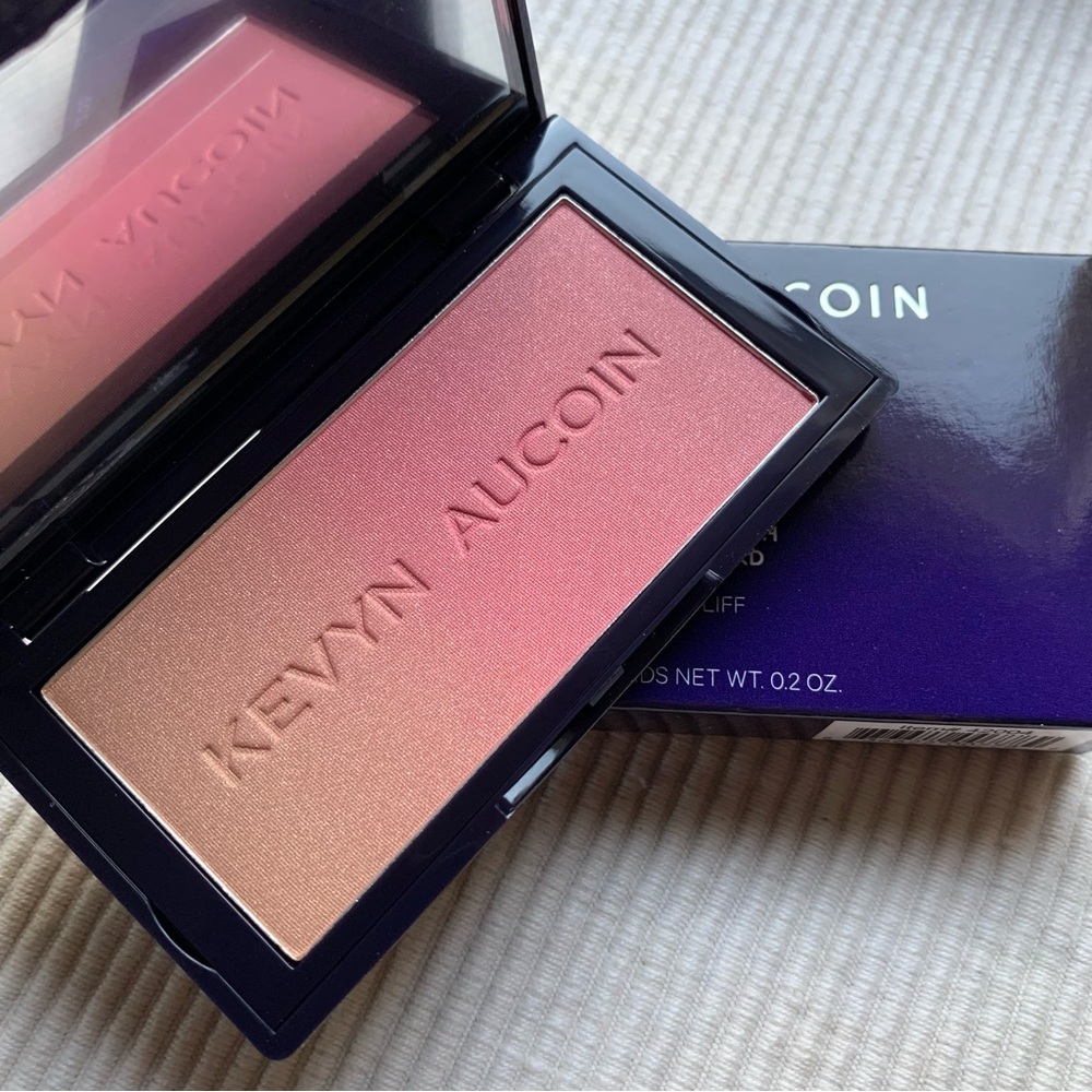 KEVYN AUCOIN The Neo-Blush
Shade: Rose Cliff